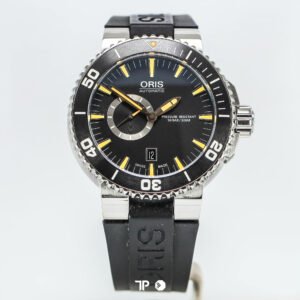 A5835 <span style="display:none;">Oris</span> Aquis Small Second Date Automatic Black Dial 46mm