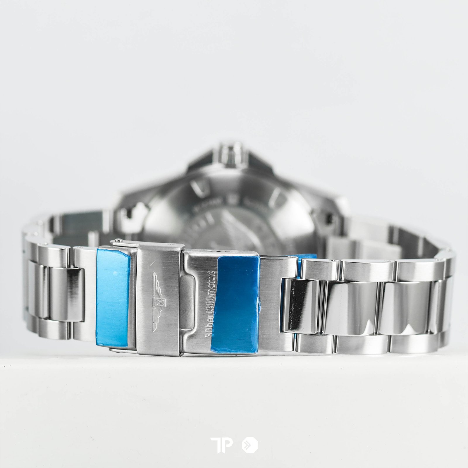 A6021