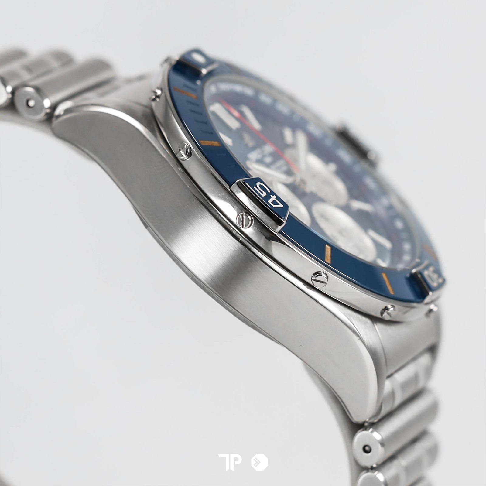 <span style="display:none;">Breitling</span> Super Chronomat B01 44 Blue Dial Chronograph (2021) - Image 4