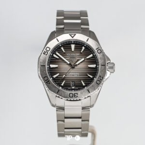 R1446 <span style="display:none;">TAG Heuer</span> Aquaracer Professional 200 Automatic Smokey Black & Grey 40mm