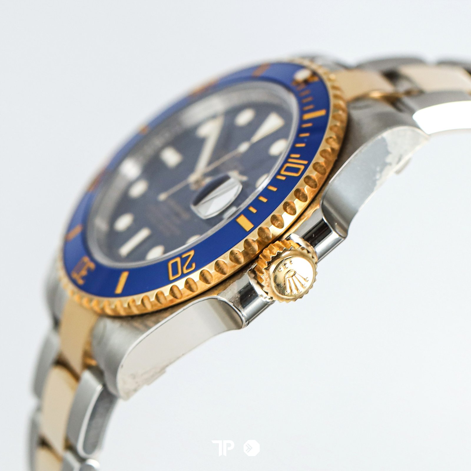 <span style="display:none;">Rolex</span> Submariner Two Tone Yellow Gold Blue Sunburst 40mm (2018) - Image 3
